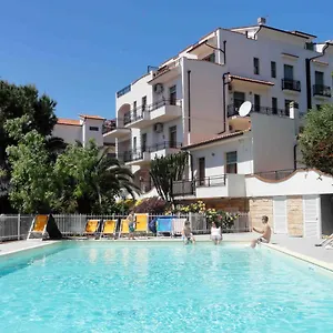 Dei Fiori Lejlighedshotel